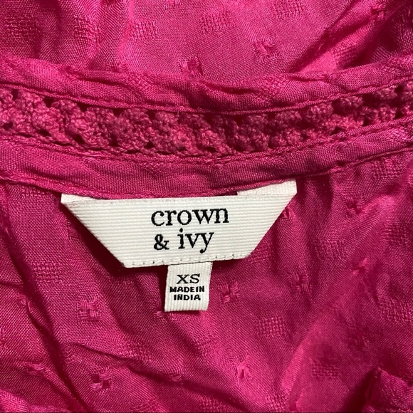 Crown & Ivy Pink Lace Swiss Dot Tank Top - Picture 4 of 5